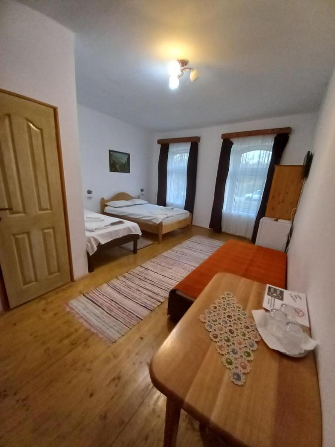 Casa Din Barcut Guest House Ngoại thất bức ảnh
