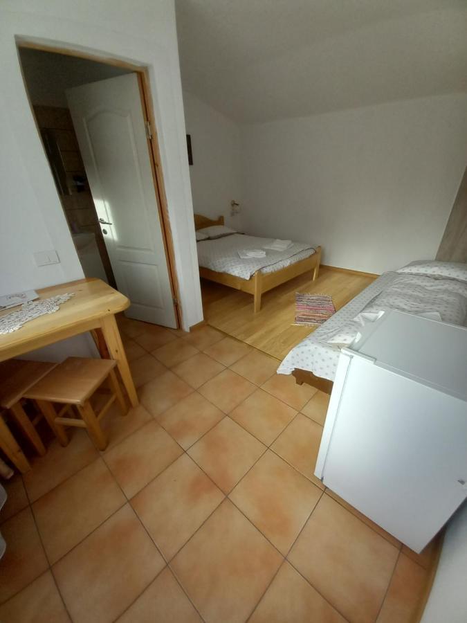 Casa Din Barcut Guest House Ngoại thất bức ảnh
