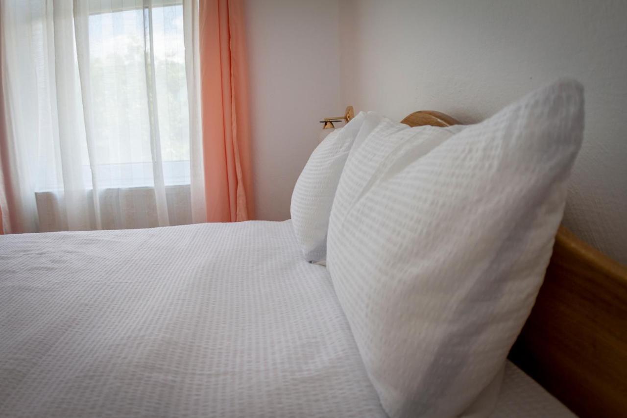 Casa Din Barcut Guest House Ngoại thất bức ảnh